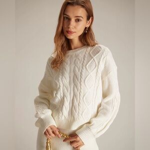 RIHOAS The Beige Round Neck Ribbed Cable Sweater S